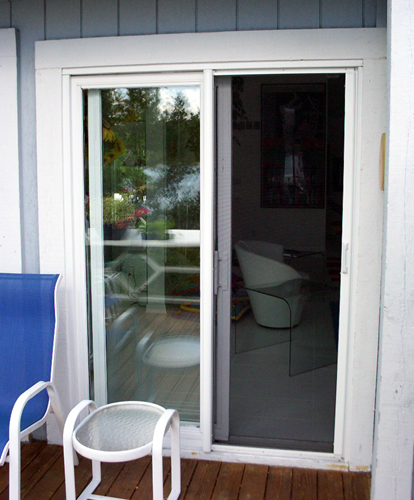 Univeral Retractable Screen Doors Windows