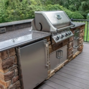 Grilling and beverage center feature