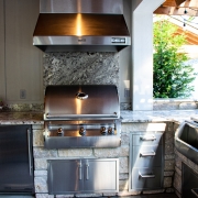 Outdoor Kitchen grill feature