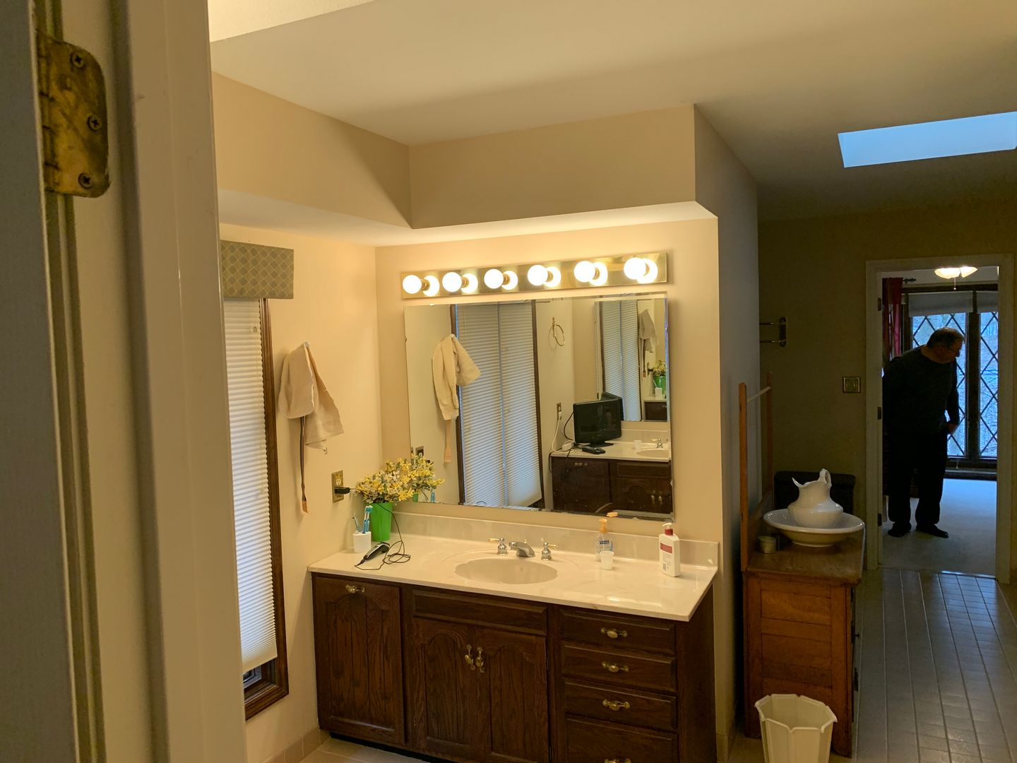 master bathroom renovation before