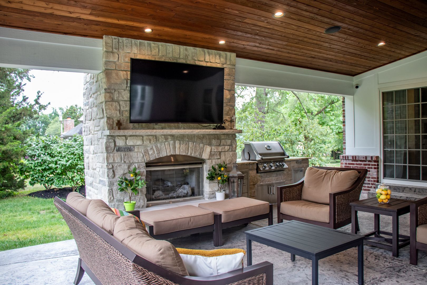 Outdoor Living Rooms - Screen Rooms, Decks, Patios, Chesterfield, MO